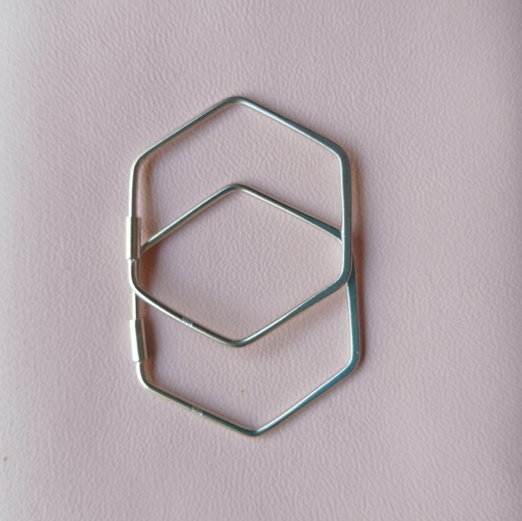 Sterling Silver Geometric Hoop Earring NWOT - Picture 2 of 5